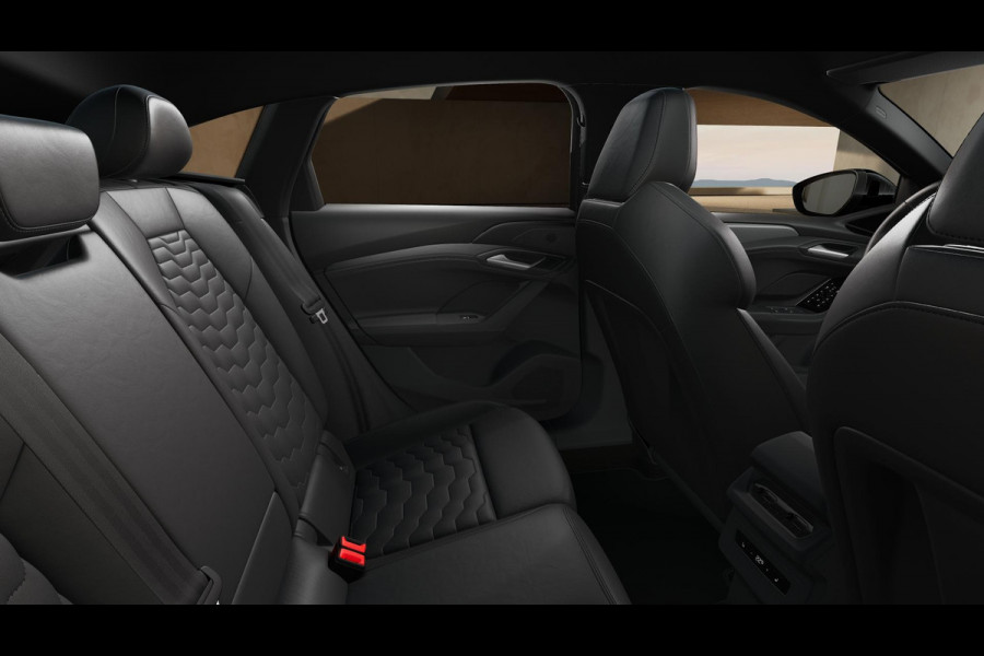 Audi A6 Sportback e-tron S edition performance 100 kWh adaptive luchtvering, omgevingscamera's, adaptive cruise control, leder interieur, winterpakket, privacy glass