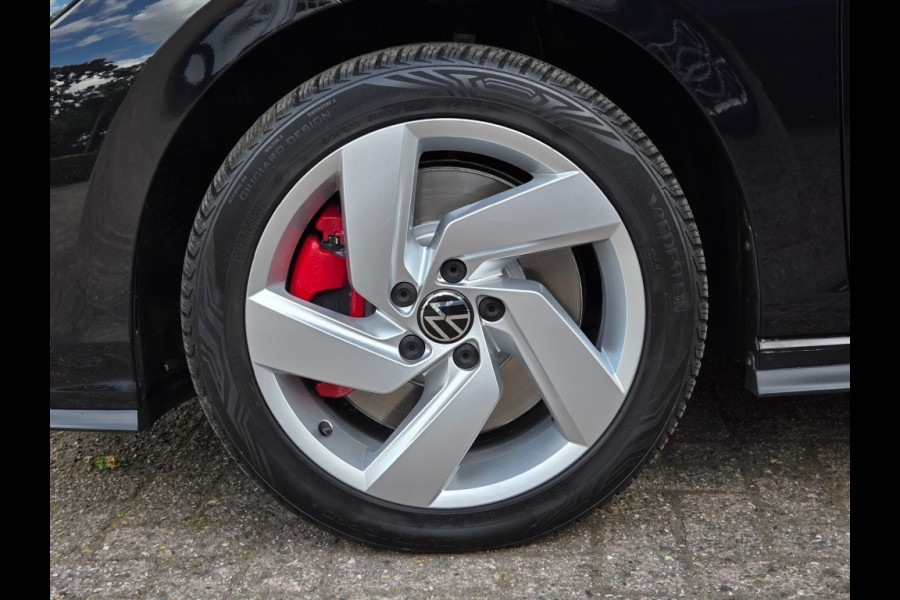 Volkswagen Golf 1.4 EHYBRID GTE I ADAPT. CRUISE I LED KOPLAMPEN I STOELVERWARMIN