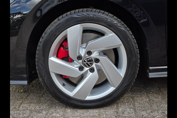Volkswagen Golf 1.4 EHYBRID GTE I ADAPT. CRUISE I LED KOPLAMPEN I STOELVERWARMIN