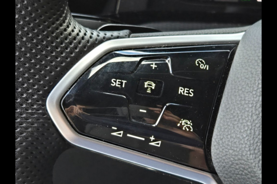 Volkswagen Golf 1.4 EHYBRID GTE I ADAPT. CRUISE I LED KOPLAMPEN I STOELVERWARMIN