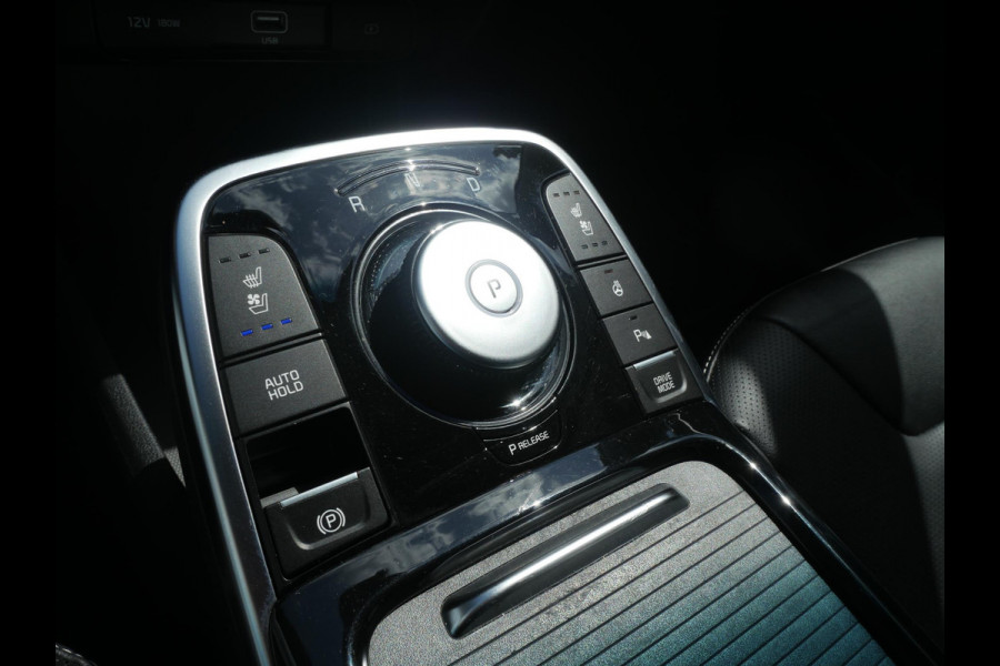 Kia e-Niro ExecutiveLine 64 kWh | Cruise | Clima | Camera | Navi | Stoelverwarming-ventilatie |