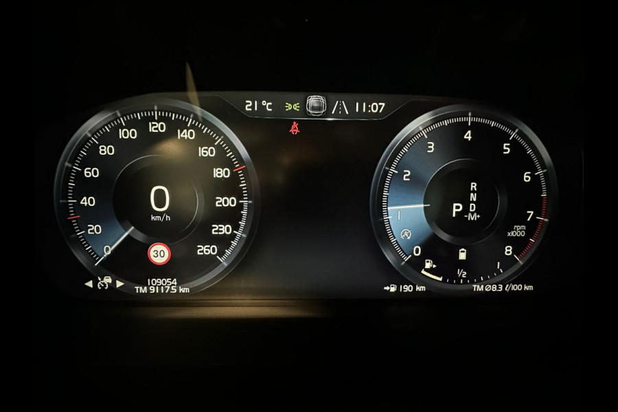Volvo V60 Aut. B3 Momentum Advantage ACC Keyless Drive 163pk