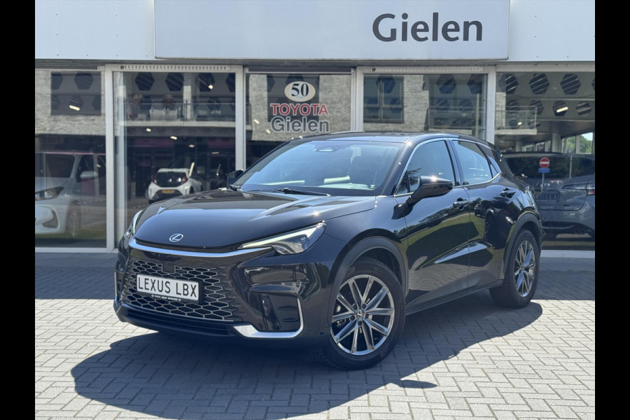 Lexus LBX 1.5 Hybrid Elegant | Eerste eigenaar, Stoel + Stuurverwarming, 18 inch, Dodehoekherkenning, Parkeersensoren