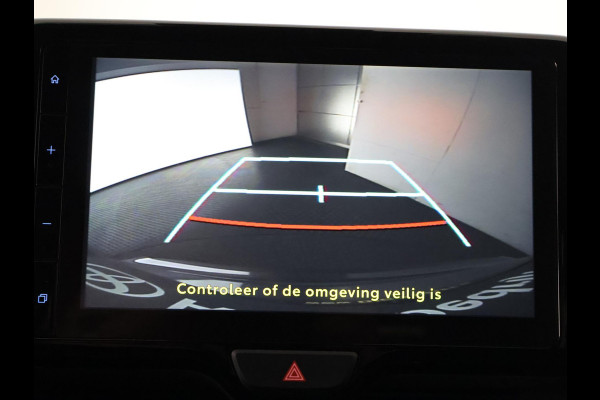 Toyota Yaris Cross 1.5 Hybrid Dynamic Sport | Navigatie | Apple Carplay & AndroidAUTO | Garantie tot 01-2033