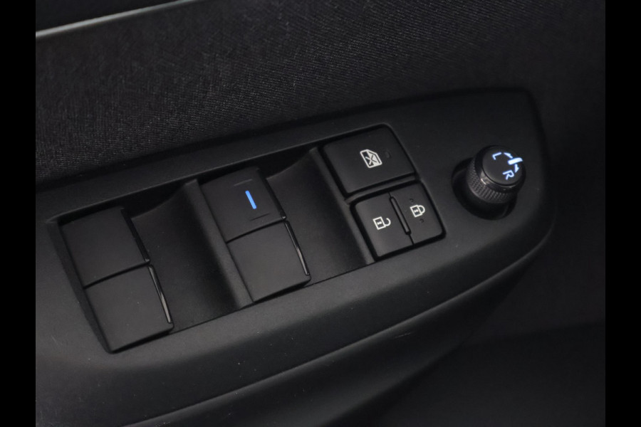 Toyota Yaris Cross 1.5 Hybrid Dynamic Sport | Navigatie | Apple Carplay & AndroidAUTO | Garantie tot 01-2033