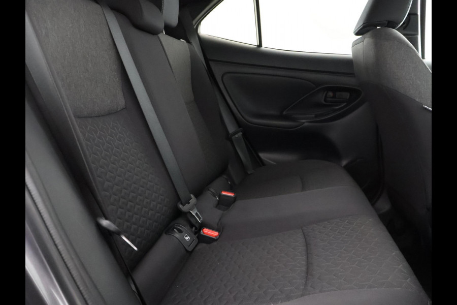 Toyota Yaris Cross 1.5 Hybrid Dynamic Sport | Navigatie | Apple Carplay & AndroidAUTO | Garantie tot 01-2033