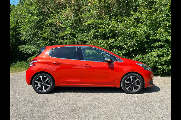 Peugeot 208 1.2 PureTech Allure | Pano + Cruise + Navi |