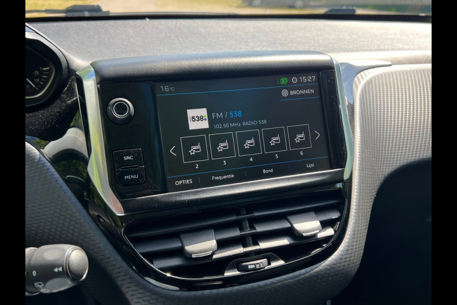 Peugeot 208 1.2 PureTech Allure | Pano + Cruise + Navi |