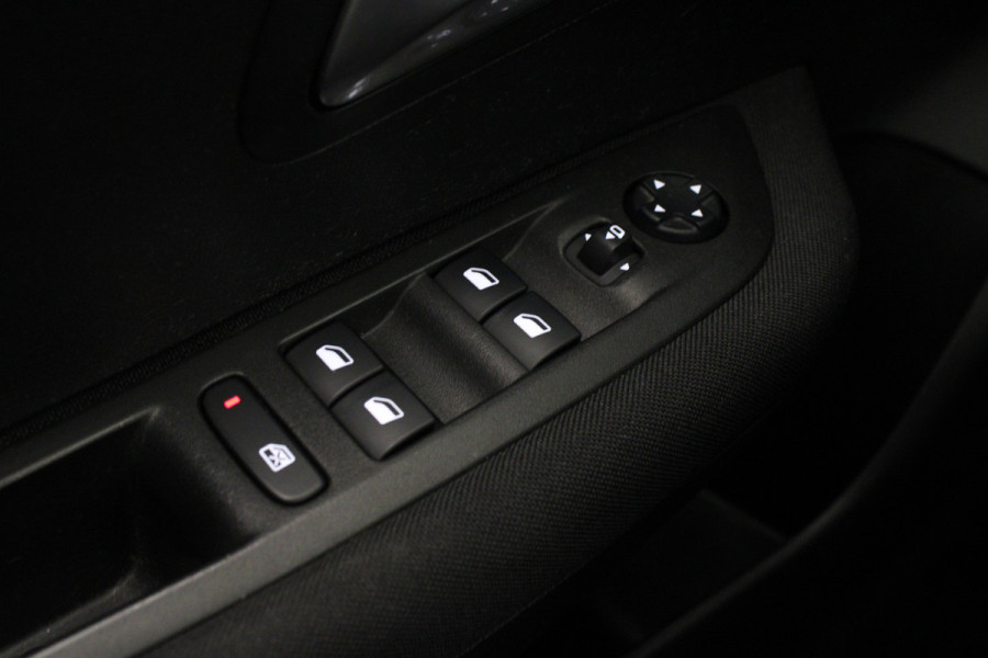 Peugeot 208 1.2 PureTech Active |Navi|Carplay|