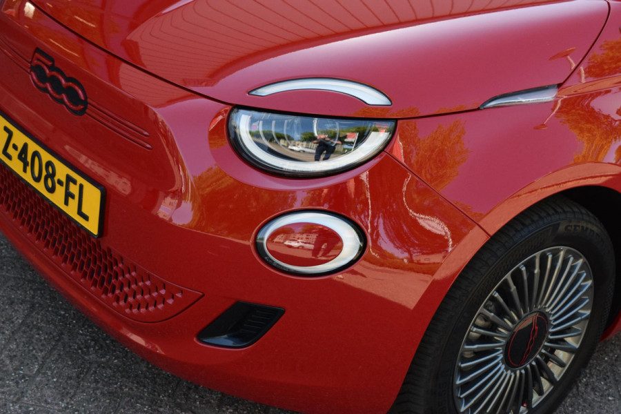 Fiat 500C RED 42 kWh
