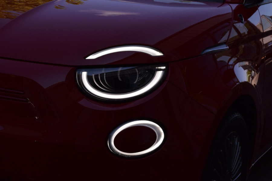 Fiat 500C RED 42 kWh