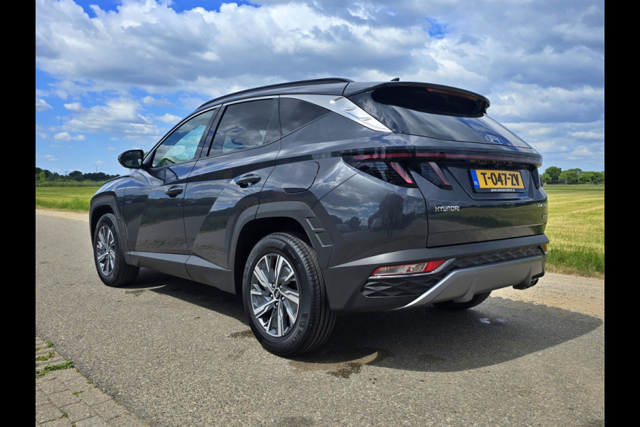 Hyundai Tucson 1.6 T-GDI HEV Comfort Smart - 180 Pk - Euro 6 - ParkeerCamera - StoelVerwarming