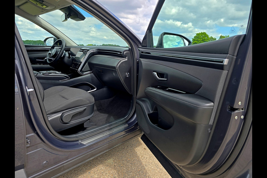 Hyundai Tucson 1.6 T-GDI HEV Comfort Smart - 180 Pk - Euro 6 - ParkeerCamera - StoelVerwarming