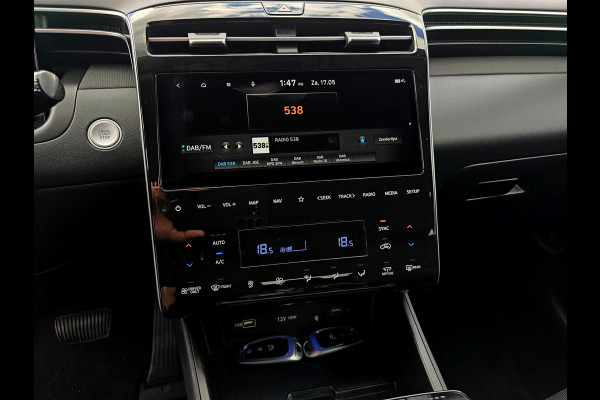 Hyundai Tucson 1.6 T-GDI HEV Comfort Smart - 180 Pk - Euro 6 - ParkeerCamera - StoelVerwarming