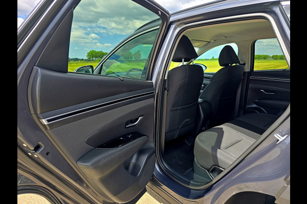 Hyundai Tucson 1.6 T-GDI HEV Comfort Smart - 180 Pk - Euro 6 - ParkeerCamera - StoelVerwarming