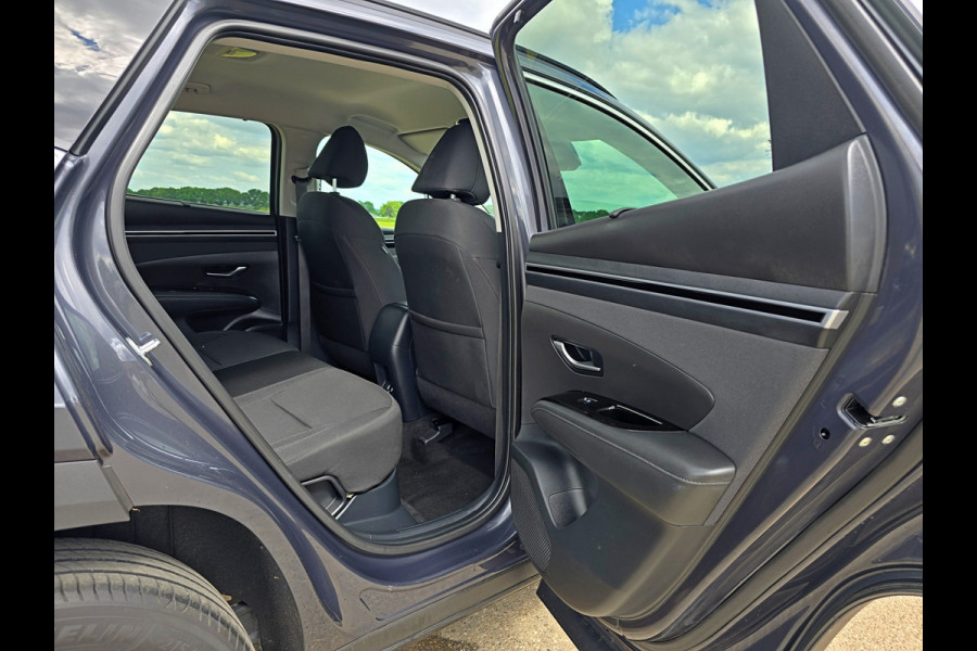 Hyundai Tucson 1.6 T-GDI HEV Comfort Smart - 180 Pk - Euro 6 - ParkeerCamera - StoelVerwarming