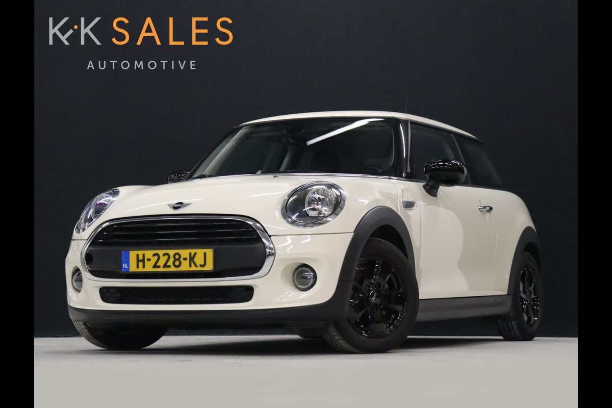 MINI Mini 1.5 Sport [APPLE CARPLAY, VOL LEDER, CRUISE CONTROL, NAVIGATIE, AIRCO, NIEUWSTAAT]