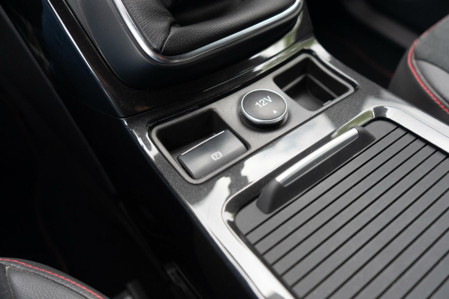 Ford Kuga 1.5 EcoBoost ST Line Sony / Trekhaak / Camera