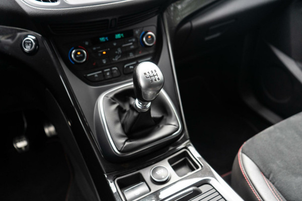 Ford Kuga 1.5 EcoBoost ST Line Sony / Trekhaak / Camera