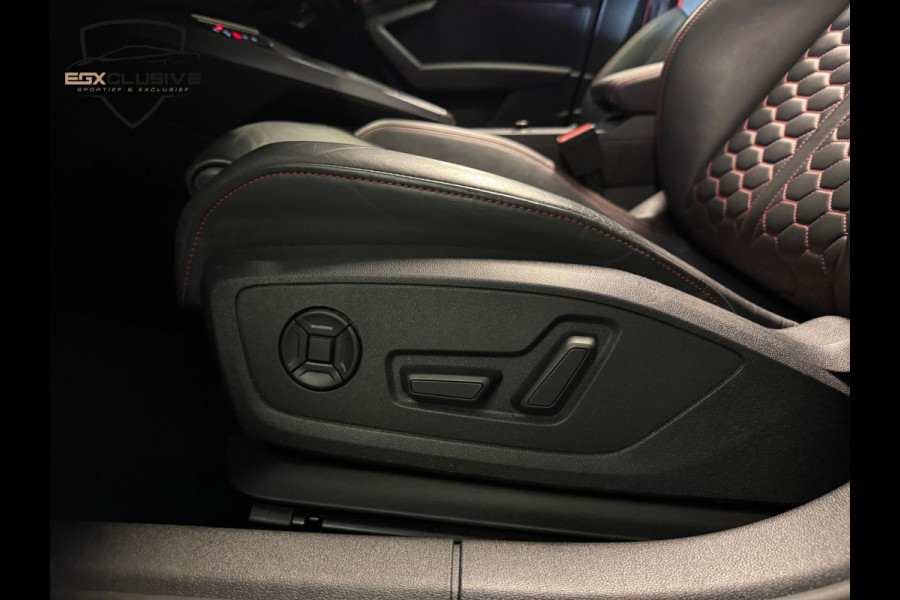 Audi RS3 Sportback 2.5 TFSI quattro RS ZETELS | PANO | ACC | LANE | ELEKTRISCHE STOELEN