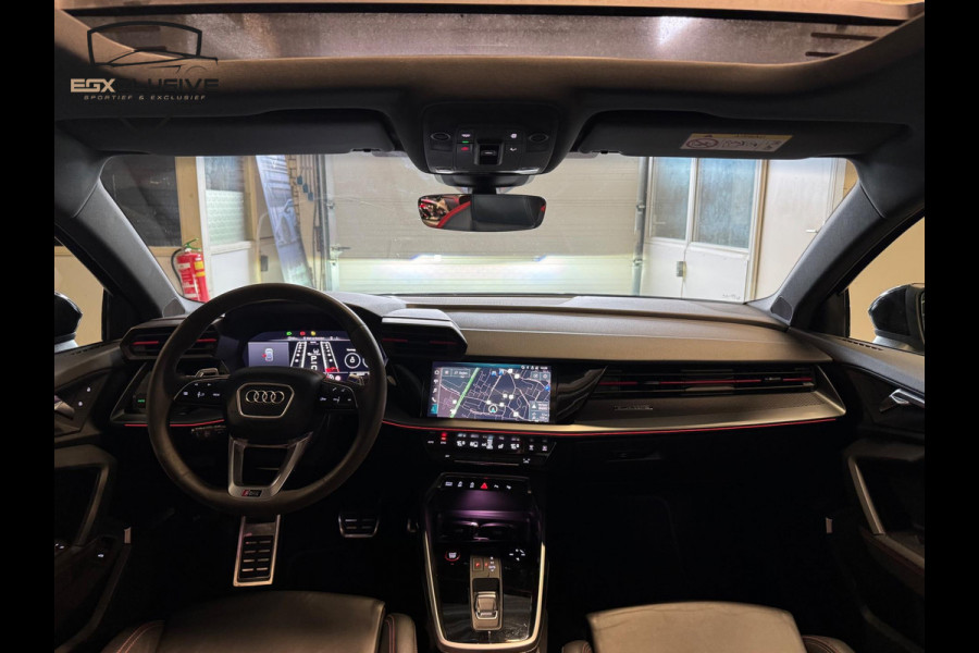 Audi RS3 Sportback 2.5 TFSI quattro RS ZETELS | PANO | ACC | LANE | ELEKTRISCHE STOELEN