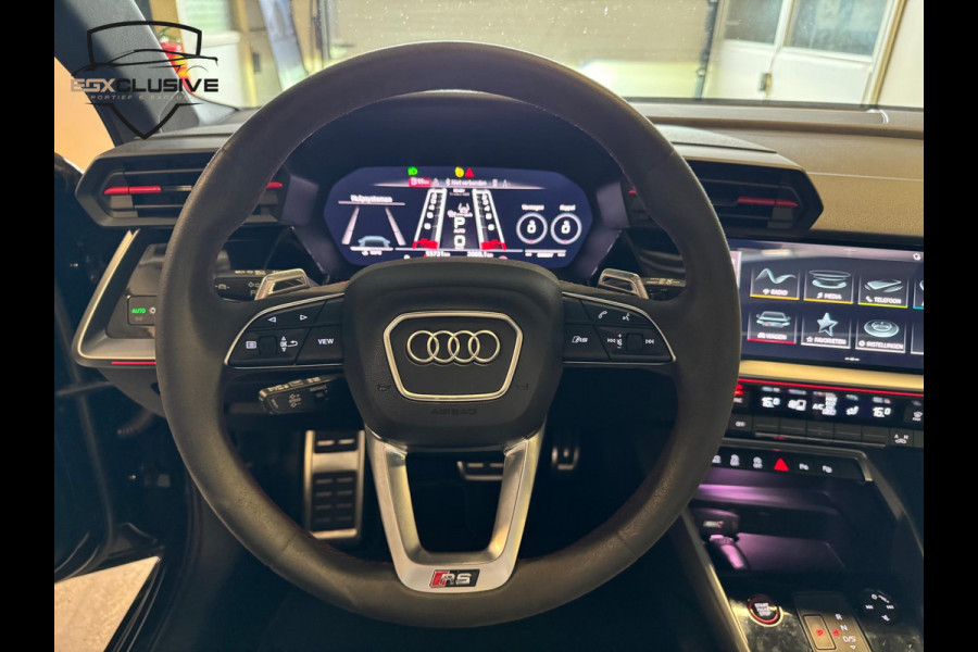 Audi RS3 Sportback 2.5 TFSI quattro RS ZETELS | PANO | ACC | LANE | ELEKTRISCHE STOELEN