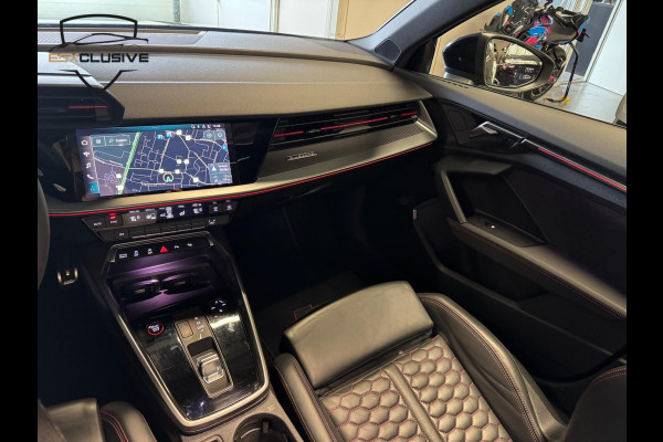 Audi RS3 Sportback 2.5 TFSI quattro RS ZETELS | PANO | ACC | LANE | ELEKTRISCHE STOELEN