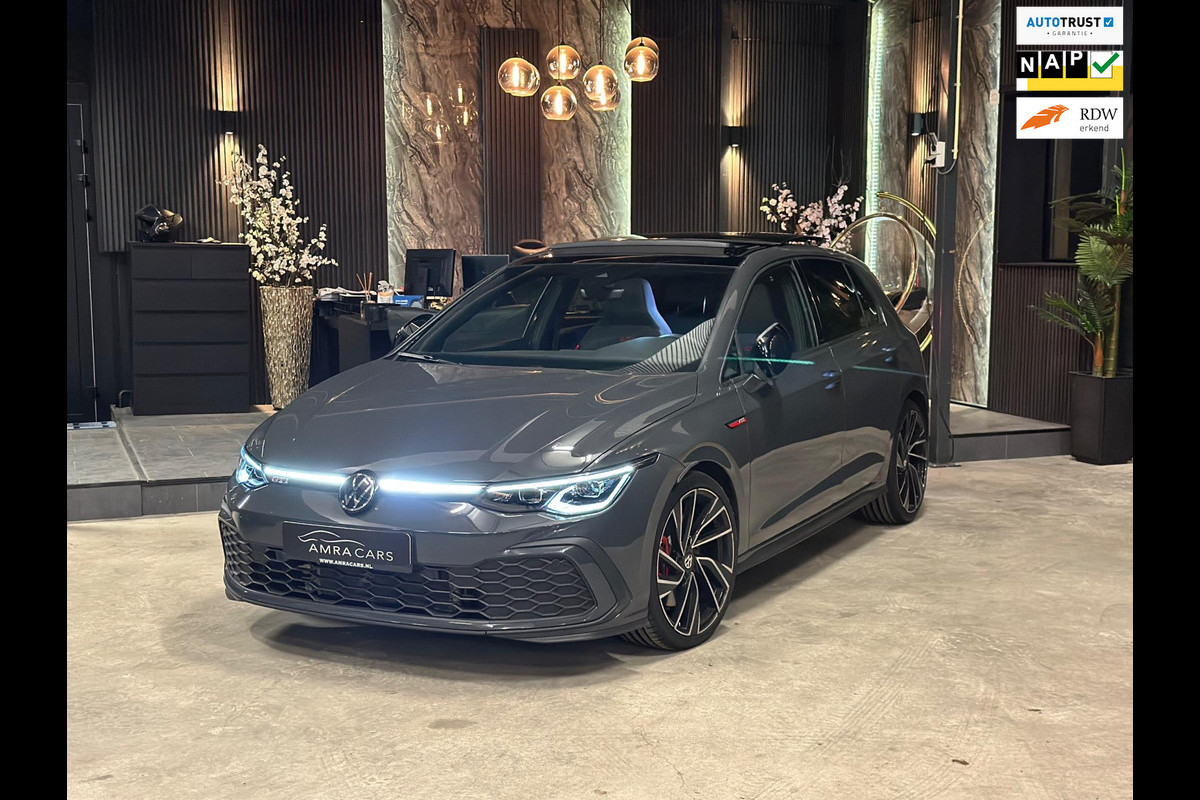 Volkswagen Golf 2.0 TSI GTI|PANO|BOMVOL Volkswagen Golf 2.0 TSI GTI|PANO|BOMVOL