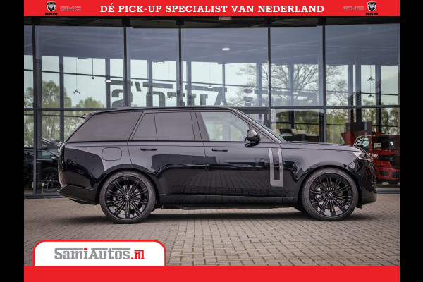 Land Rover Range Rover P550e | NIGHT | GARANTIE TOT 14-03-2029 | HEAD-UP | ACHTERAS BESTURING | SOFT CLOSE | PHEV | 23 INCH VELGEN | PANORAMADAK | STUURVERWARMING | STOEL KOELING | Fabrieksgarantie tot 14-03-2029 – Geniet van gemoedsrust met uitgebreide dekking tot deze datum. GZK-71-D