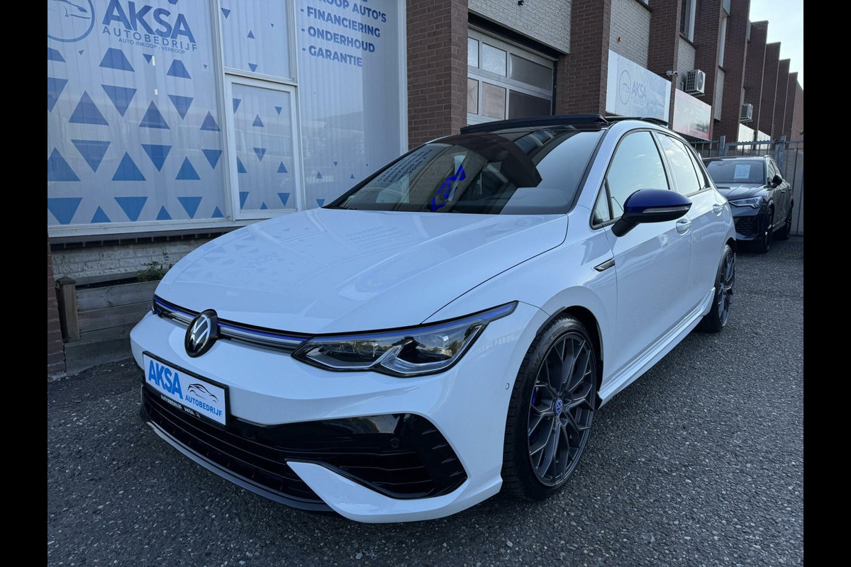 Volkswagen Golf 8 R 333pk 2.0 TSI R 4Motion Volkswagen Golf 8 R 333pk 2.0 TSI R 4Motion