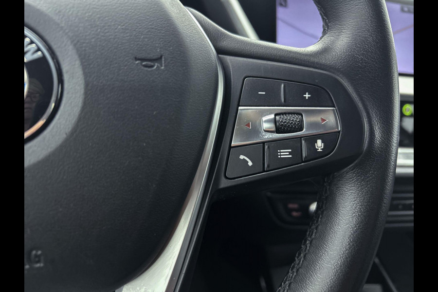 BMW 1-serie 118i High Executive (1e Eig, NL-auto, Dealer onderhoud, Navi Pro, PDC V+A, Cruise controle, Etc)