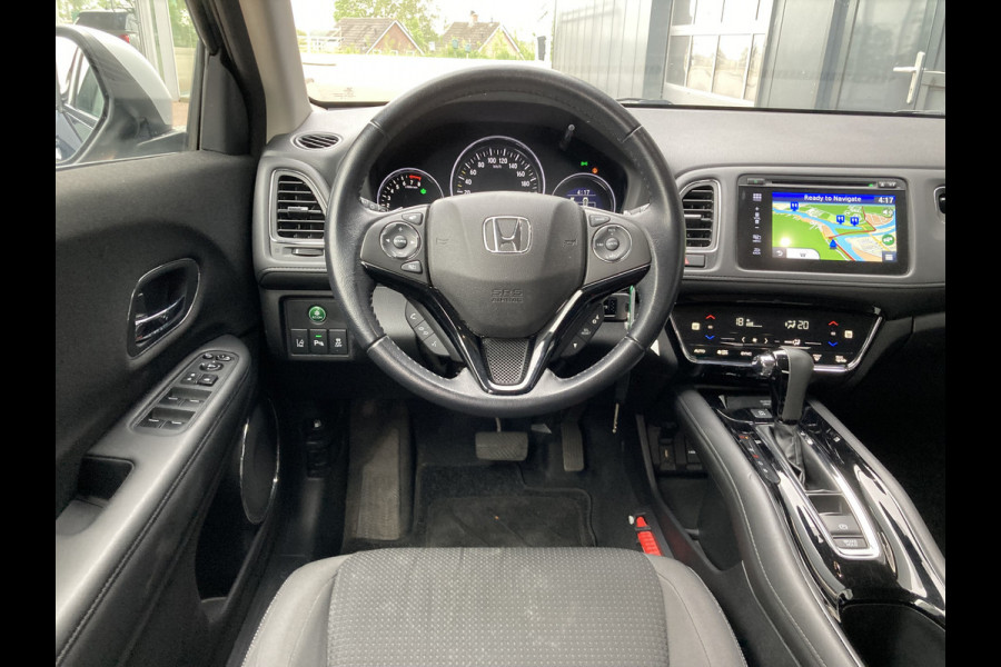 Honda HR-V 1.5 i-VTEC Automaat Elegance CAMERA/NAVI/CRUISE/PDC/STOELVERWARMING