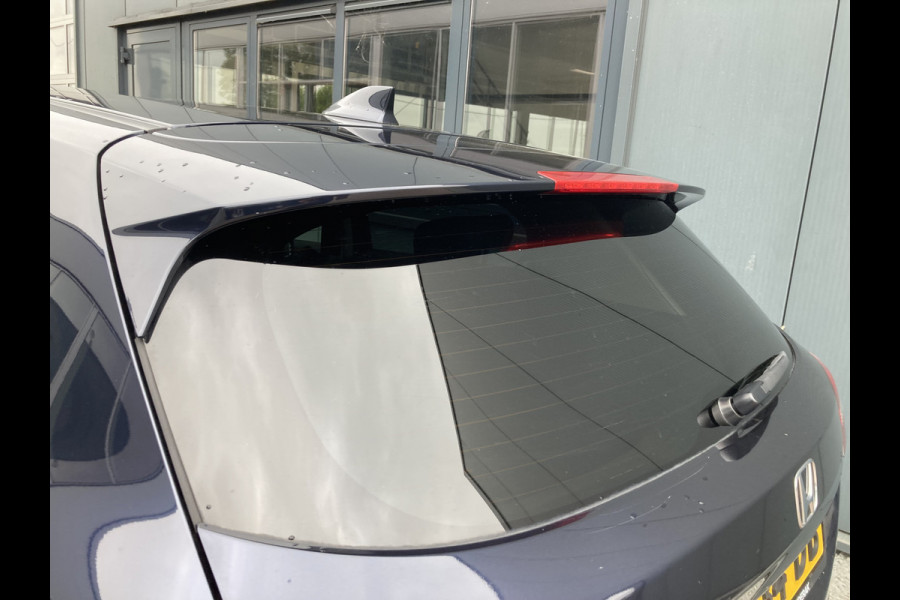Honda HR-V 1.5 i-VTEC Automaat Elegance CAMERA/NAVI/CRUISE/PDC/STOELVERWARMING