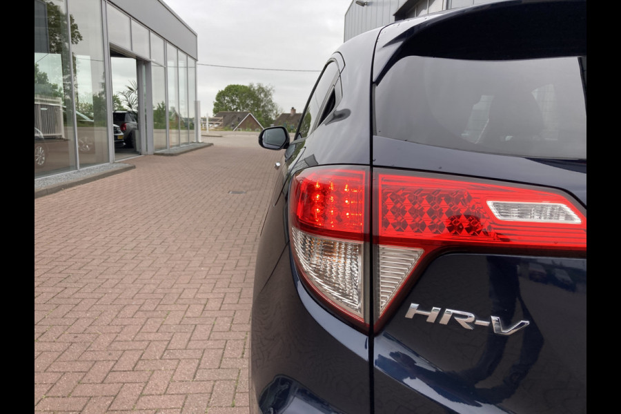 Honda HR-V 1.5 i-VTEC Automaat Elegance CAMERA/NAVI/CRUISE/PDC/STOELVERWARMING