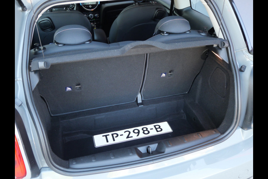MINI Cooper 1.5 EDITION | AUTOMAAT | CARPLAY | CRUISE | TREKHAAK | NAVIGATIE | NL-AUTO