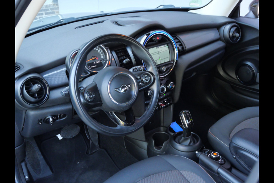 MINI Cooper 1.5 EDITION | AUTOMAAT | CARPLAY | CRUISE | TREKHAAK | NAVIGATIE | NL-AUTO