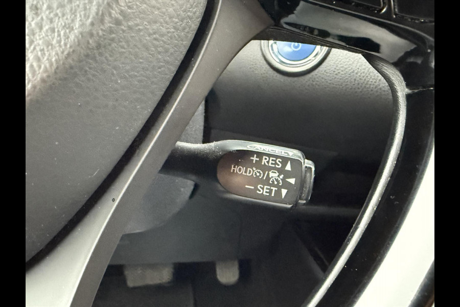 Toyota C-HR 1.8 Hybrid Bi-Tone Plus | Trekhaak, Dodehoekherkenning, Stoel + Stuurverwarming, Parkeersensoren, Navigatie, Keyless, 18inch
