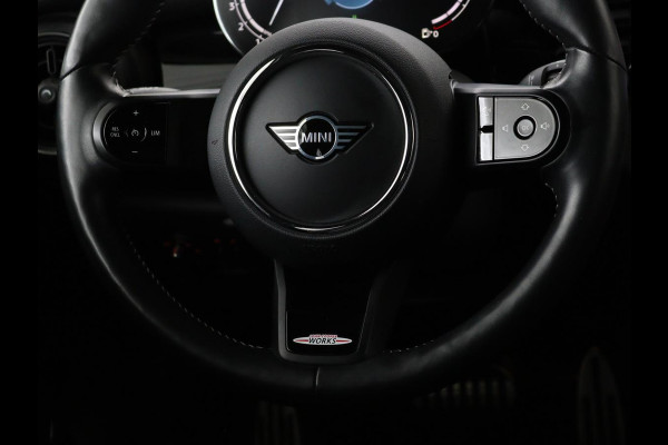 MINI Cooper S 2.0 John Cooper Works | Panoramadak | Stoelverwarming | Camera | Carplay | Full LED | Leder | Harman/Kardon | Climate control | Cruise control