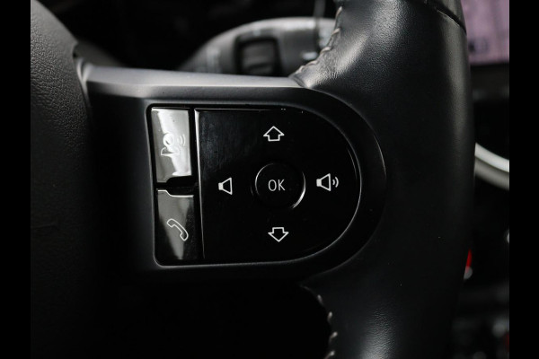 MINI Cooper S 2.0 John Cooper Works | Panoramadak | Stoelverwarming | Camera | Carplay | Full LED | Leder | Harman/Kardon | Climate control | Cruise control