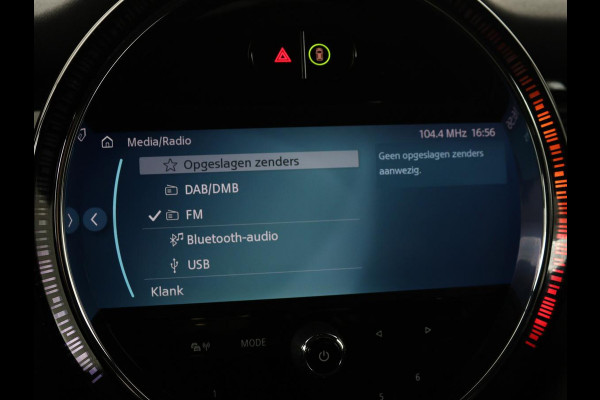 MINI Cooper S 2.0 John Cooper Works | Panoramadak | Stoelverwarming | Camera | Carplay | Full LED | Leder | Harman/Kardon | Climate control | Cruise control