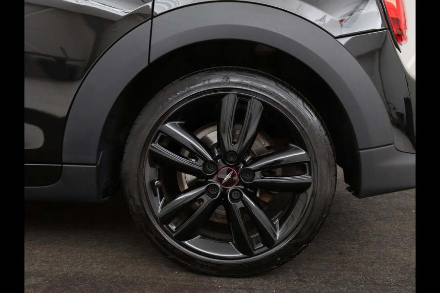 MINI Cooper S 2.0 John Cooper Works | Panoramadak | Stoelverwarming | Camera | Carplay | Full LED | Leder | Harman/Kardon | Climate control | Cruise control
