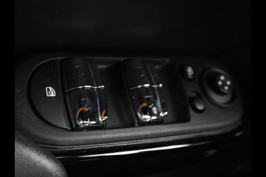 MINI Cooper S 2.0 John Cooper Works | Panoramadak | Stoelverwarming | Camera | Carplay | Full LED | Leder | Harman/Kardon | Climate control | Cruise control
