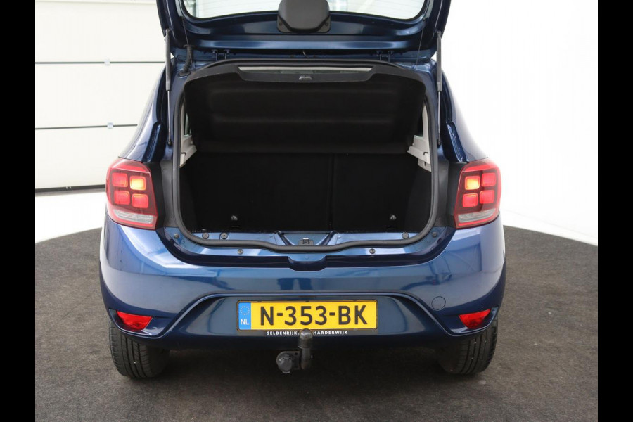 Dacia Sandero 0.9 TCe Laureate | Trekhaak | Airco | Bluetooth | Elektrische ramen | Radio/CD