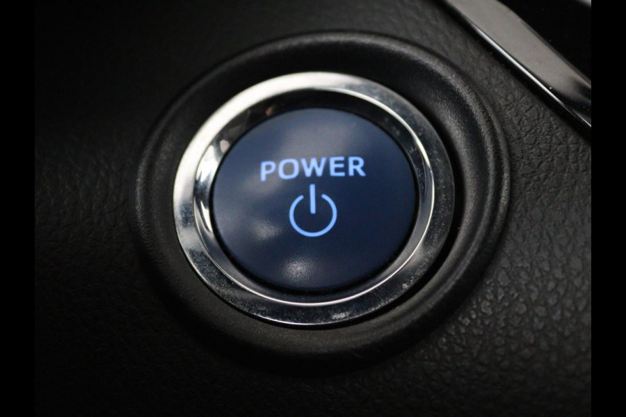 Toyota C-HR 1.8 Hybrid Executive | Stoelverwarming | Adaptive cruise | Camera | Park Assist | Half leder | Climate control | Keyless | Getint glas