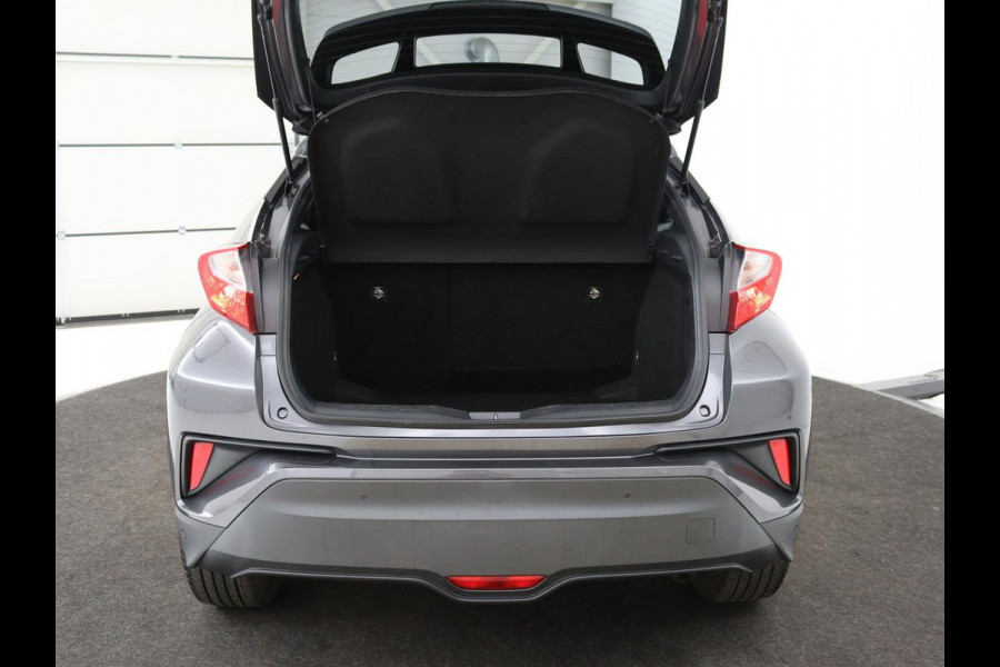 Toyota C-HR 1.8 Hybrid Executive | Stoelverwarming | Adaptive cruise | Camera | Park Assist | Half leder | Climate control | Keyless | Getint glas
