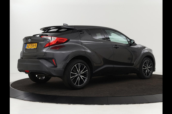 Toyota C-HR 1.8 Hybrid Executive | Stoelverwarming | Adaptive cruise | Camera | Park Assist | Half leder | Climate control | Keyless | Getint glas