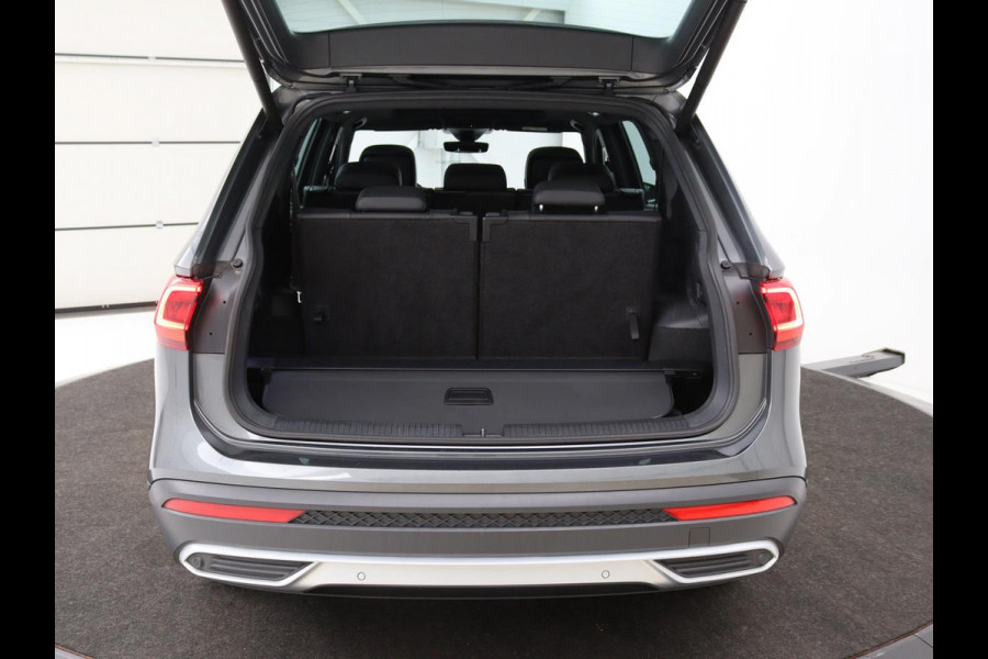 Seat Tarraco 1.5 TSI Xcellence Limited Edition 7-persoons | Panoramadak | Stoelverwarming | BEATS Audio | Trekhaak | Memory | Keyless | Full LED | Carplay