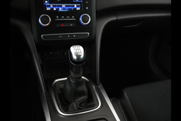 Renault Mégane 1.2 TCe Bose | 1e eigenaar | Trekhaak | Camera | Half leder | Carplay | Navigatie | Keyless | Massage | Climate control | Parkeerhulp | Cruise control