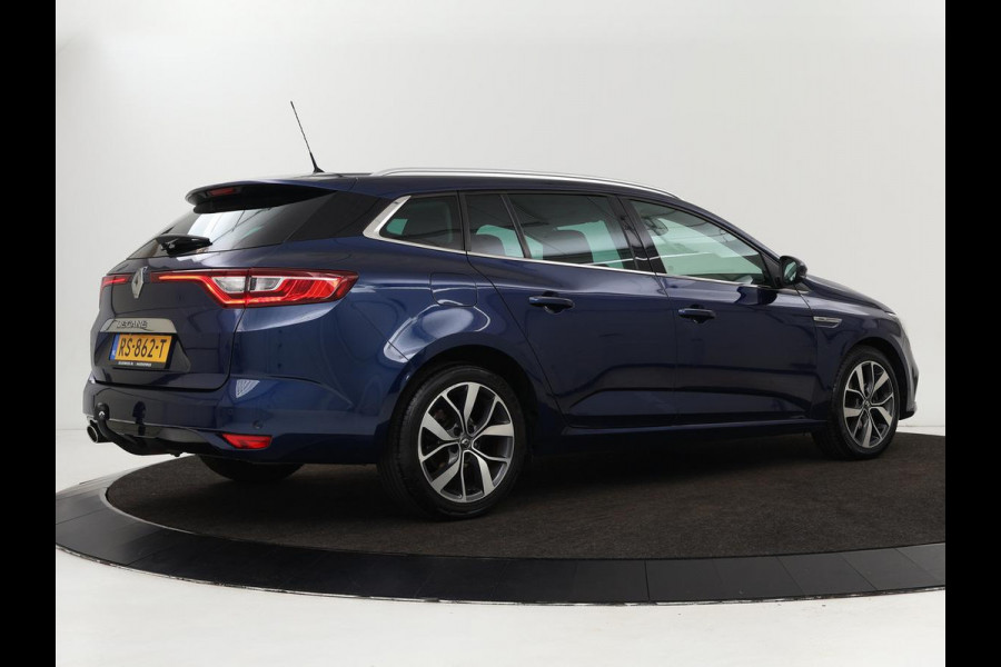 Renault Mégane 1.2 TCe Bose | 1e eigenaar | Trekhaak | Camera | Half leder | Carplay | Navigatie | Keyless | Massage | Climate control | Parkeerhulp | Cruise control