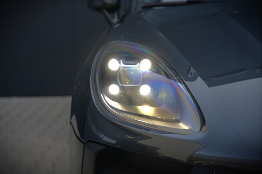 Porsche Macan 2.0 | Panoramadak | Bose | Luchtvering | PASM | Memory Seats | Camera | Leder Dashboard | Stuurverwarming | Stoelverwarming | Elektrische Achterklep | Navigatie |